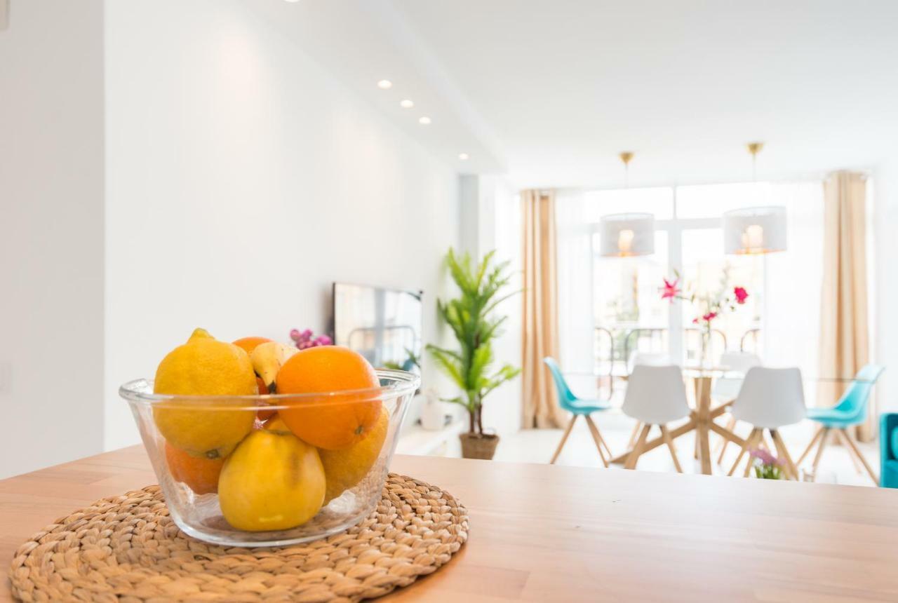 Stunning Spacious City Apartment With Free Parking Malaga Exterior photo